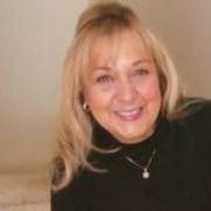 Meet your Posher, Lucy